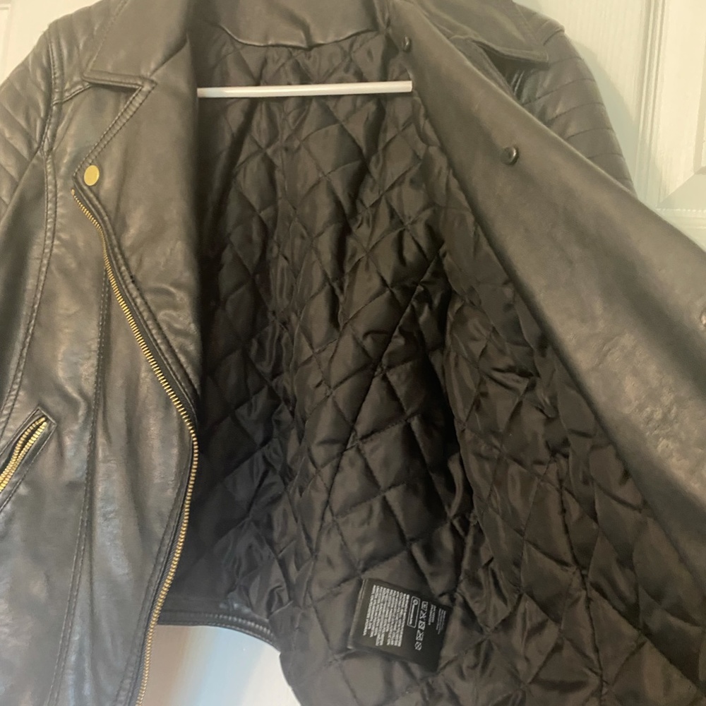 Jacket - Picture 3 of 5